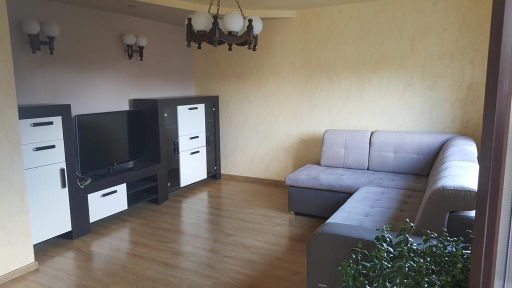 Apartamento Pod srebrną różą Chęciny Exterior foto