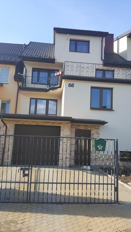 Apartamento Pod srebrną różą Chęciny Exterior foto
